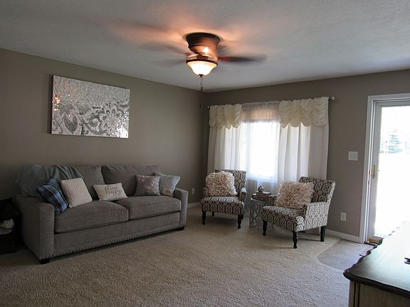 2nd image of 610 Greenwood Ave