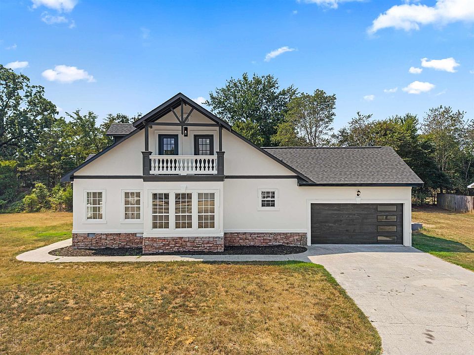 1st image of 109 Gabor Ln