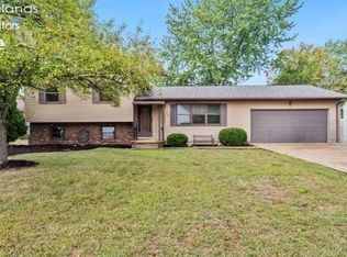 816 Jackson Dr, Pt Clinton, OH 43452