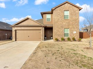 705 Fueller Dr, Aubrey, TX 76227