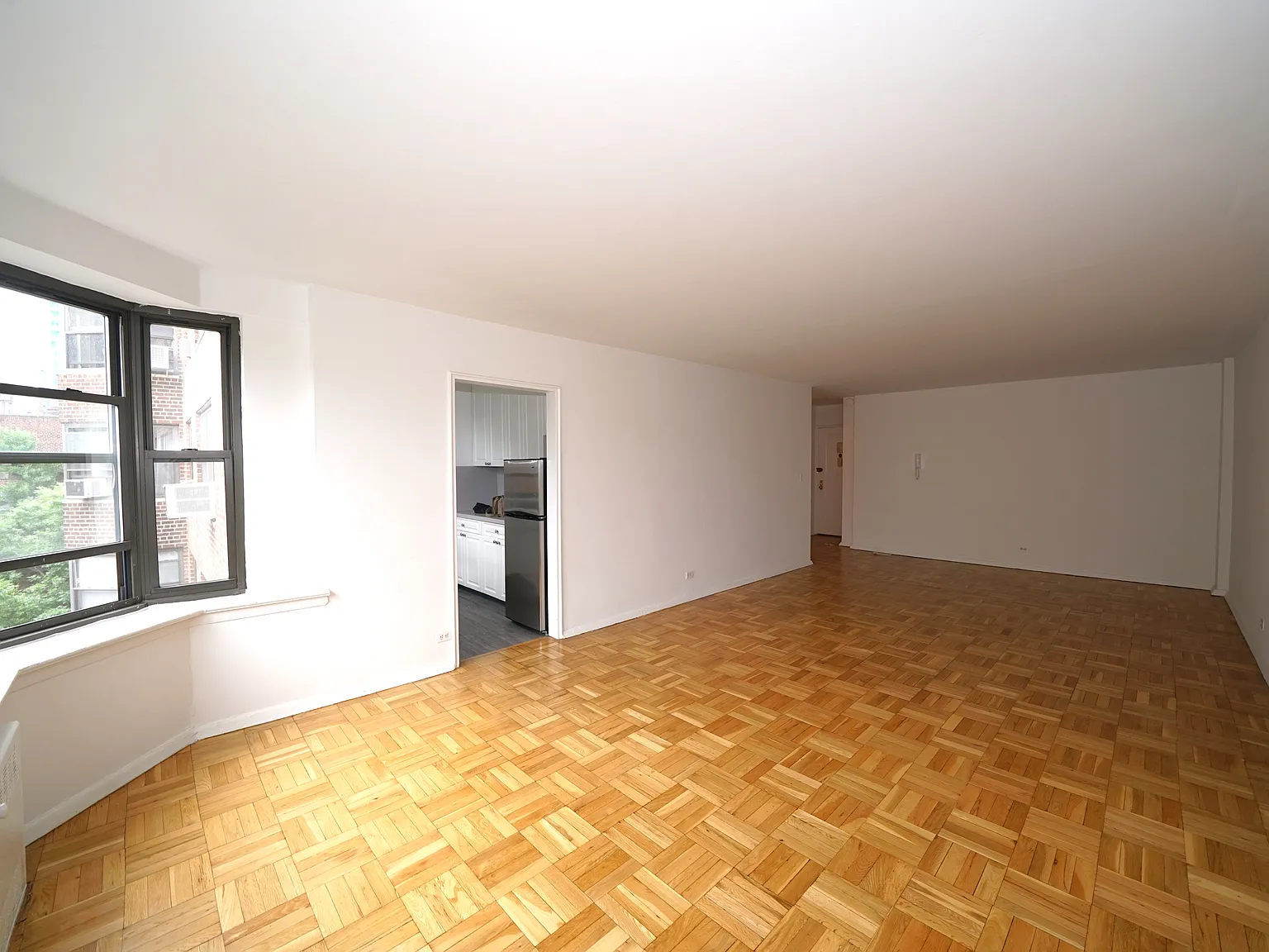 1700 York Avenue — Photo 4