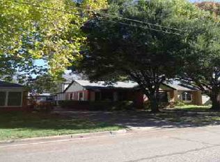 3711 N 25th St, Waco, TX 76708