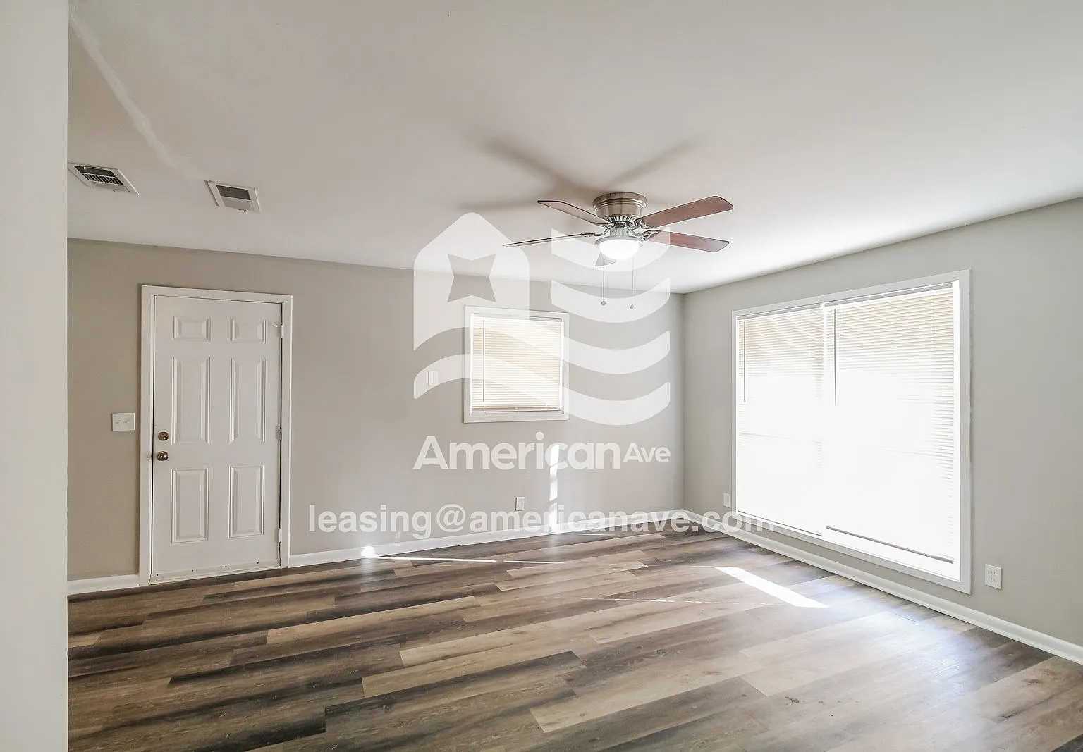 3 bed, 1.0 bath, 1000 sqft, $1,535 — Photo 3