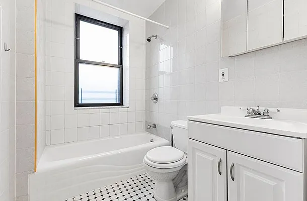 Rented by REAL New York | media 4