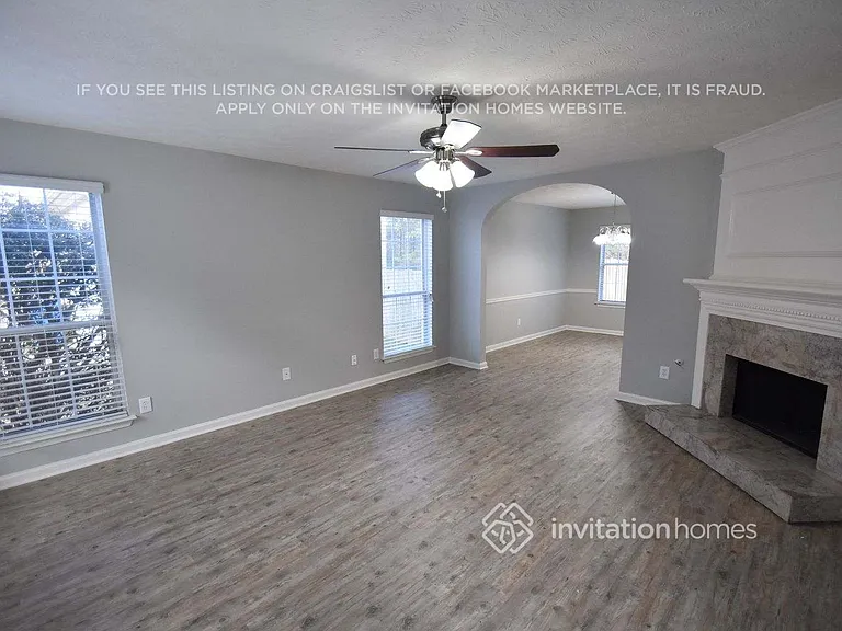 1186 Summerstone Trce — Photo 2