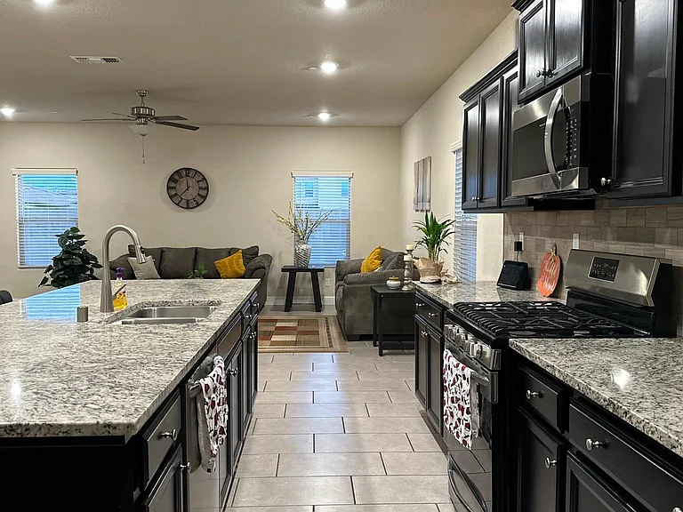 146 Sproul Ct — Photo 4