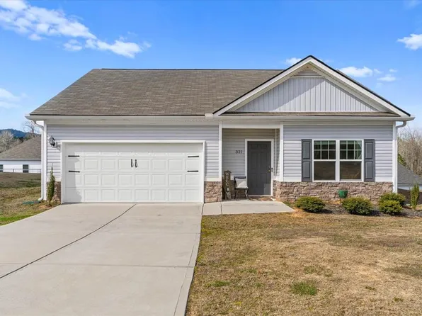 321 Collington Cir, Dalton, GA 30721