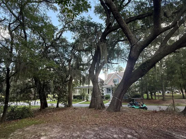 616 Huguenin Drive, Beaufort, SC 29902