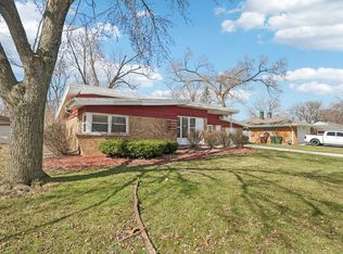 926 Braemar Rd, Flossmoor, IL 60422