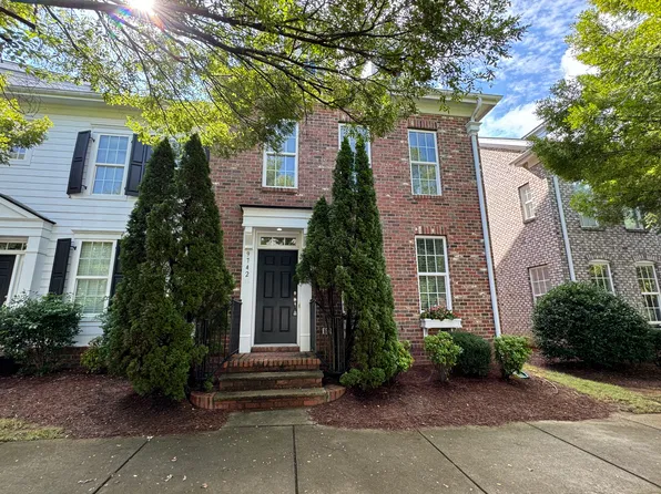 9742 Longstone Ln, Charlotte, NC 28277