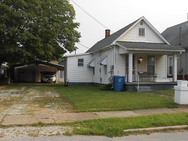2nd image of 218 W Miller Ave