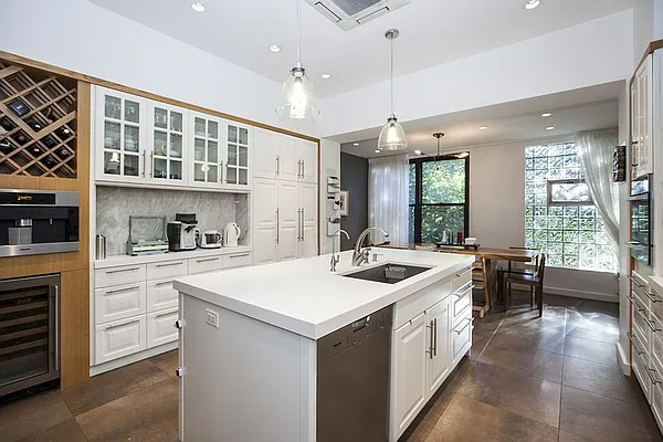 Rented by LG Fairmont Group | media 2