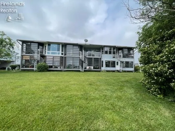 6485 Teal Bnd, Oak Harbor, OH 43449