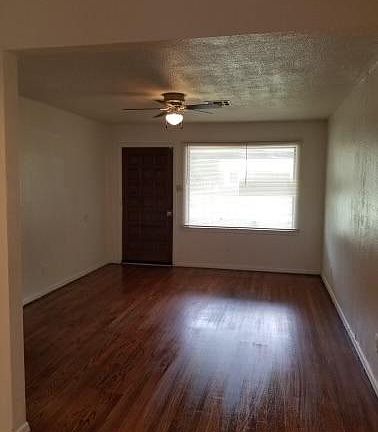 2nd image of 4613 SE 23rd St