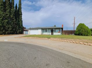 1602 James Ct, Redlands, CA 92374