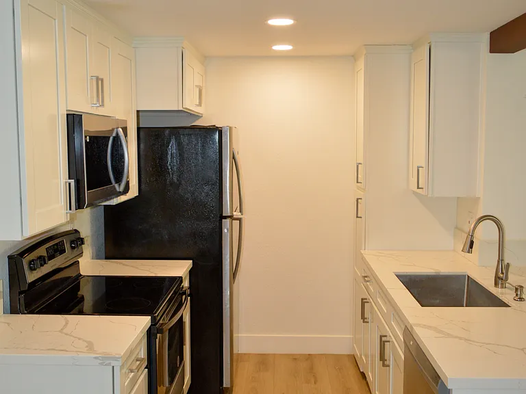 3535 Banbury Dr #178 — Photo 4