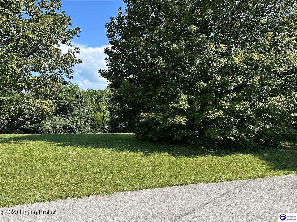 1st image of 8B Kelly Ln