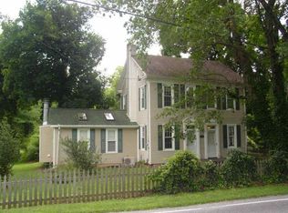 1706 Poplars Rd, York, PA 17408