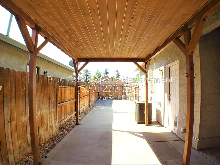 573 Eaton Rd — Photo 16