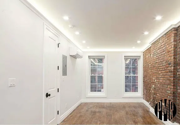 Rented by Premier Metro Realty Corp | media 29