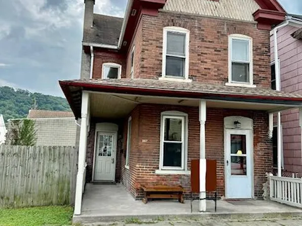 1017 Penn St, Sunbury, PA 17801