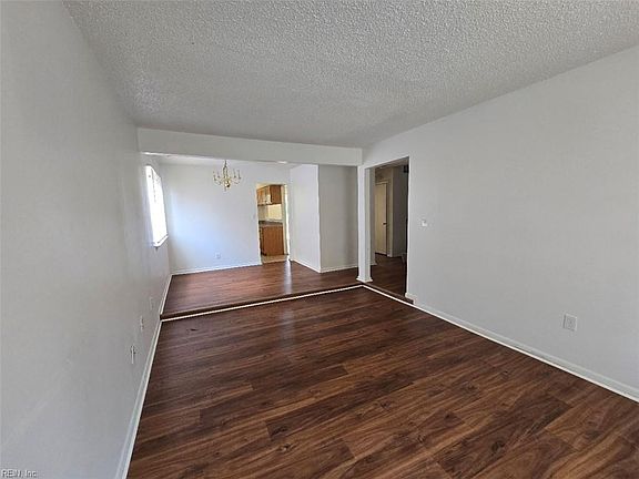 5th image of 5710 Brandon Blvd
