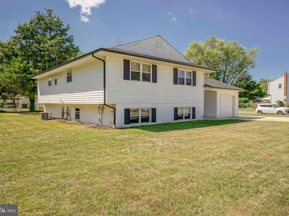 1 Wynnwood St, Woodstown, NJ 08098