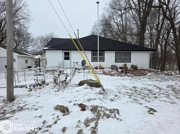 105 Prospect St, Webster City, IA 50595