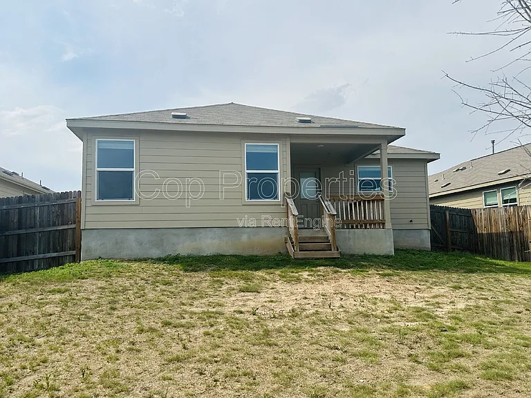 742 Haas Way — Photo 16
