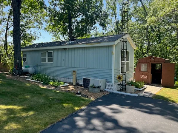 2795 E 28th Rd Lot 140, Seneca, IL 61360