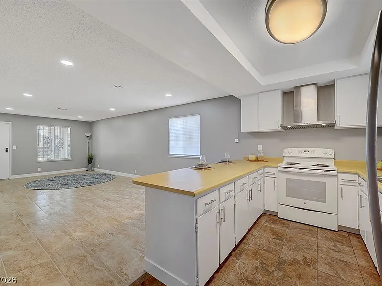 3240 Cameron St #A — Photo 13
