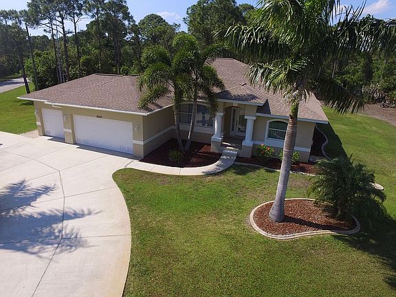 2nd image of 8282 Matecumbe Rd