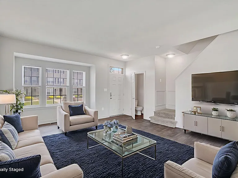 155 Cartledge Ln — Photo 2