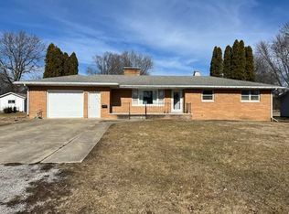 307 W North St, Colfax, IL