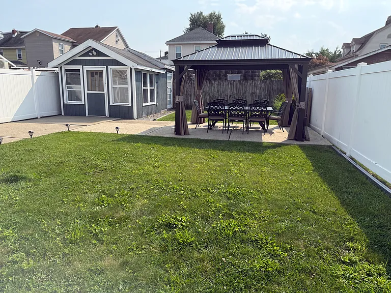 508 3rd Ave #2 — Photo 37