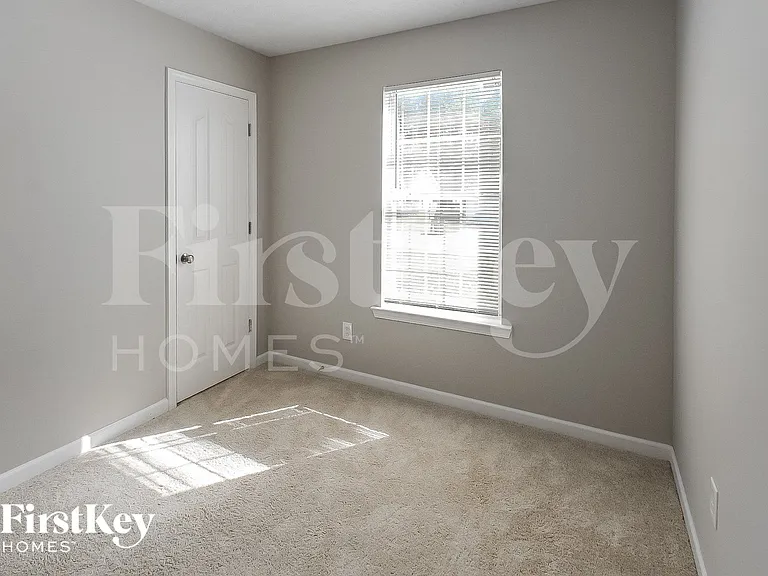 22 Chelsea Ln — Photo 12