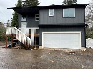 3046 Banner Rd SE, Pt Orchard, WA 98366
