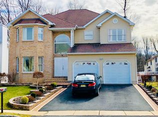 95 Janelle Blvd, Parsippany, NJ