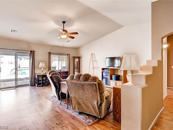 5th image of 1614 Hacienda Horse Ct