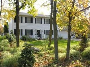 3317 Bradley Rd, Westlake, OH 44145