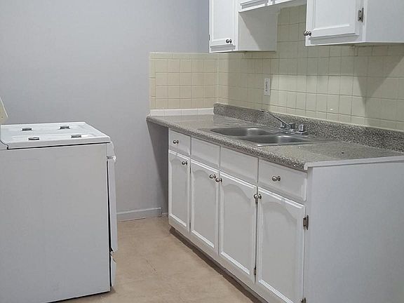 5th image of 730 S Catalina St APT 106