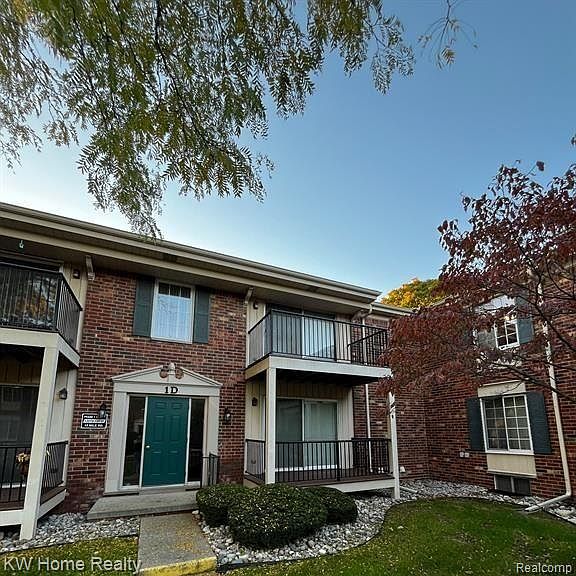12028 Fifteen Mile Rd, Sterling Heights