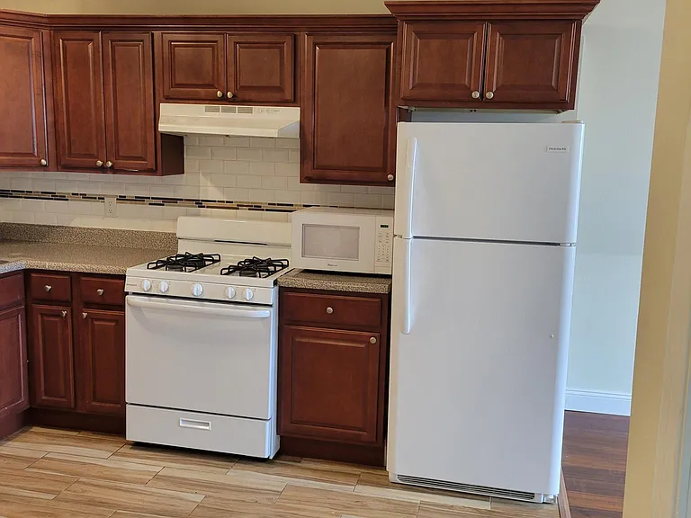 33 Winans Ave #3 — Photo 7