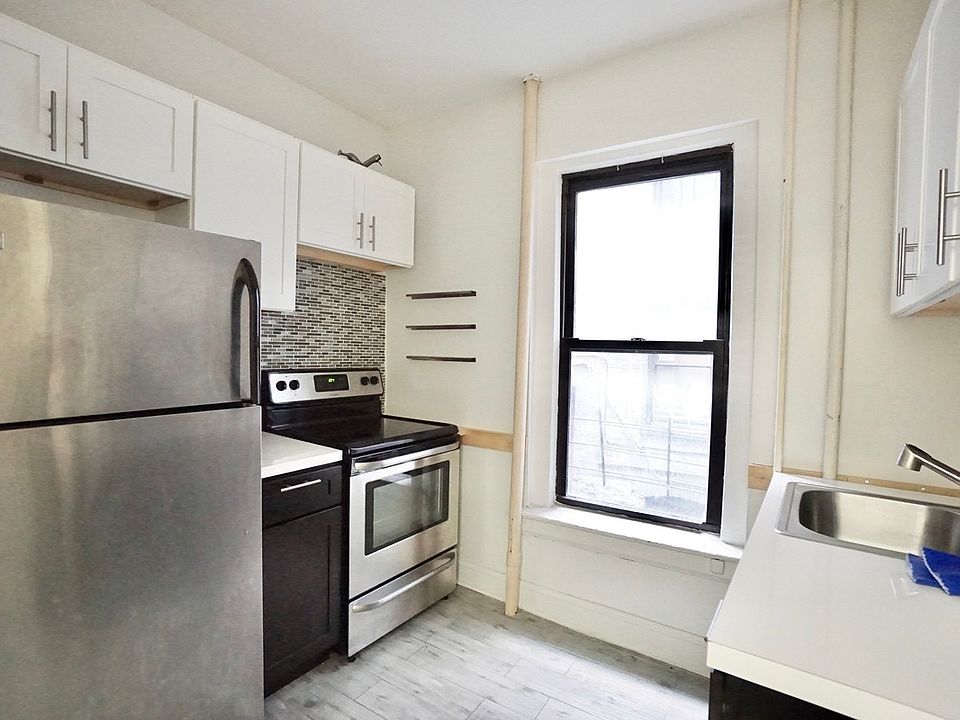 1st image of 28 Saint Nicholas Pl APT 1D