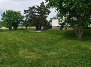 201 N 2nd St, Canton, MO 63435