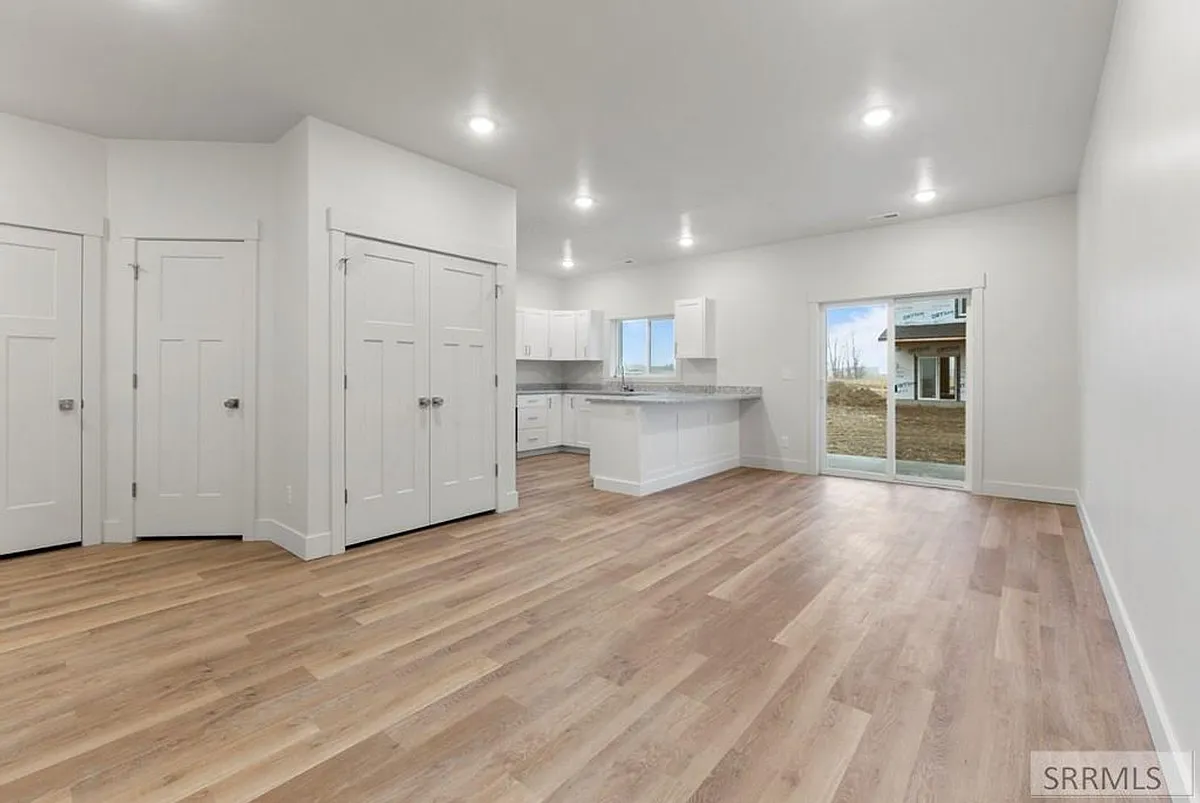 Building Photo - 540 Sugar Beet Dr