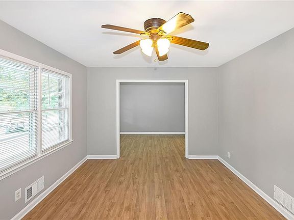 5th image of 453 Crane Dr