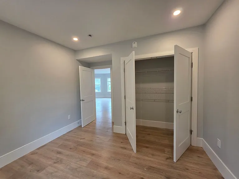 12 Holton St #1 — Photo 18