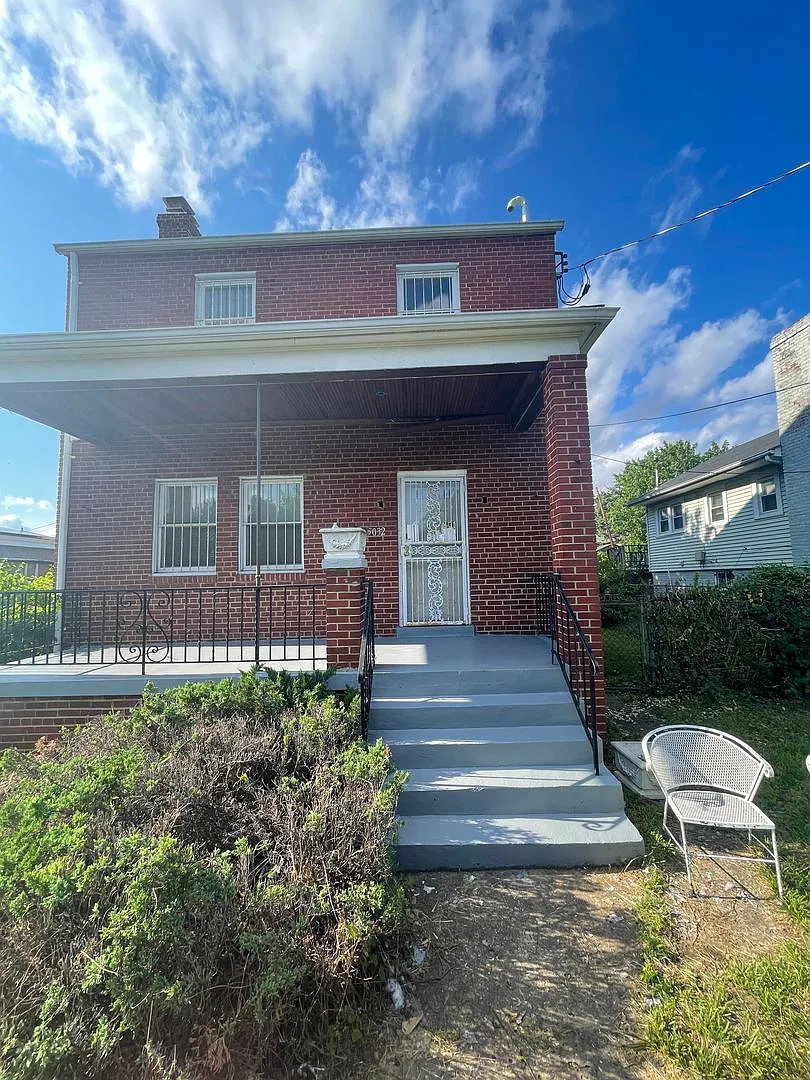 Beautiful 2bd 3.5 bath in Marshall Heights — Photo 1