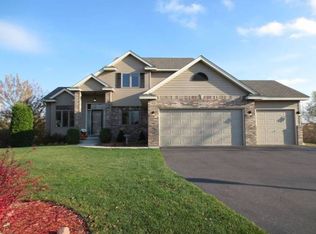 5615 Finley Bay N, Hugo, MN 55038